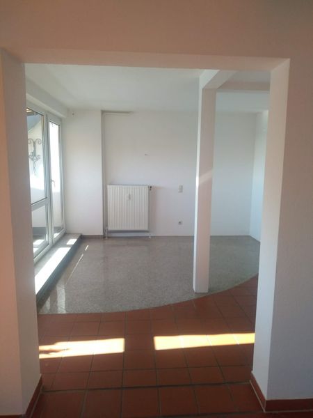 PAF-Zentrum großzügige 3 Zimmer Wohnung